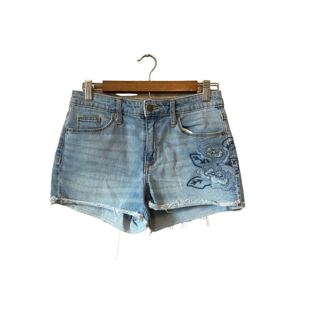 Embroidered‎ Denim Shorts, Raw Hem, Distressed Casual Summer
